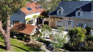 maison-villa à la vente -   64000  PAU, surface 182 m2 vente maison-villa - APR718341